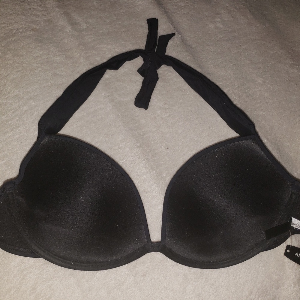 Bikini - Picture 4 of 4